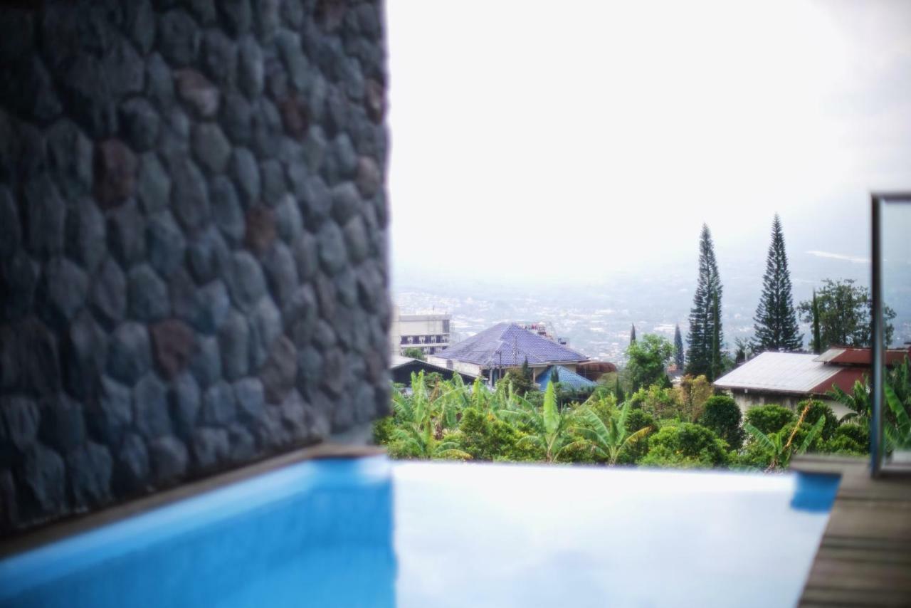 The Cendana Villa'S Batu  Dış mekan fotoğraf